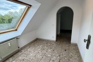 Helle DG-Wohnung 110 m² in Schmachtendorfmitte – Dudeler Straße 22, 46147 Sterkrade-Nord, Oberhausen – Vorschaubild 12