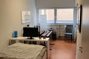 Helle 1-Zimmer Wohnung im 1. OG mit Aufzug in Stuttgart Ost – Die vollständige Adresse der Immobilie erhältst du vom Anbieter., 70190 Berg, Stuttgart – Vorschaubild 1