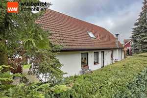 AUCH FÜR ZWEI FAMILIEN: WOHNHAUS MIT DOPPELHAUSCHARAKTER + EINBAUKÜCHEN + GARAGE + DOPPELCARPORT – Parchim (Kreis) – Vorschaubild 4