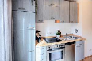 Möbliert: Neuwertig möbliert: Wohnung mit ruhiger Loggia – Die vollständige Adresse der Immobilie erhältst du vom Anbieter., 81541 Obergiesing, München – Vorschaubild 6