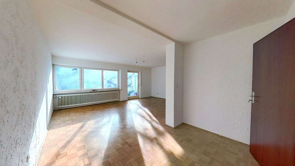 Immobilie in Gröbenzell - Sanierungsbedürftige Doppelhaushälfte in ruhiger und zentrumsnaher Lage Gröbenzell - Bild 3