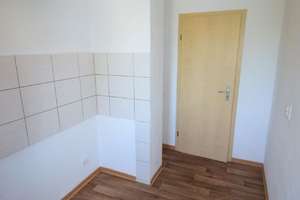 3-Raum-Wohnung in ruhiger Wohnlage! – Görlitzer Straße 17, 1587 Riesa – Vorschaubild 7