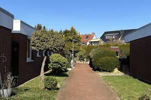 Frisch renoviertes Haus mit 3 Schlafzimmern, Garten, und Kaminofen in Bremen-Habenhausen