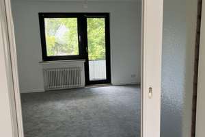 Helle, ruhige 3-Zimmerwohnung im 1. Obergeschoss nahe Bürgerpark mit 2 Balkonen, Gemeinschaftsgarten – Die vollständige Adresse der Immobilie erhältst du vom Anbieter., 28213 Neu-Schwachhausen, Bremen – Vorschaubild 10