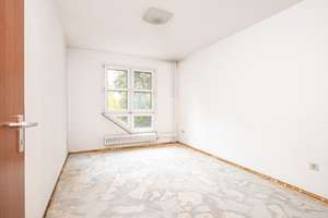 3-Zimmer-Erdgeschosswohnung mit Terrasse und Garten in Charlottenburg am  Renaissance-Theater – Die vollständige Adresse der Immobilie erhältst du vom Anbieter., 10623 Charlottenburg, Berlin – Vorschaubild 4
