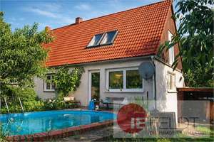 Provisionsfrei! Familienfreundliches Zuhause mit Carport, Gerätehaus und Swimmingpool – 9629 Reinsberg – Vorschaubild 1