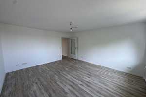Frisch Sanierte 1-Zimmer-Wohnung mit Balkon in Mannheim - Lindenhof ! – Rampenweg 1, 68163 Mannheim – Vorschaubild 9