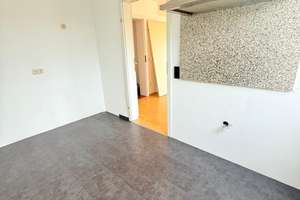 Elegante Maisonette-Wohnung mit Dachterrasse & Tiefgarage – bezugsfrei ab Juni – Widderstraße 15a, 86167 Lechhausen-West, Augsburg – Vorschaubild 9