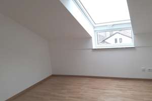 Attraktive 3-Zimmer-Wohnung mit sonniger Dachterrasse in Ebersberg – Die vollständige Adresse der Immobilie erhältst du vom Anbieter., 85560 Ebersberg – Vorschaubild 12