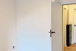Geräumige 1,5 ZKB teilmöbliert, Loggia, innerer Westen, ab sofort – Agnesstraße 25, 93049 Westenviertel, Regensburg – Vorschaubild 2
