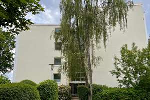 Modernisierte 2 Zimmerwohnung mit 2 Balkonen in Hamburg-Bramfeld