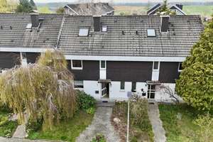 5 Zimmer, Garten & Geborgenheit: Ihr Familiendomizil in ruhiger Nachbarschaft – Die vollständige Adresse der Immobilie erhältst du vom Anbieter., 40882 Homberg, Ratingen – Vorschaubild 2