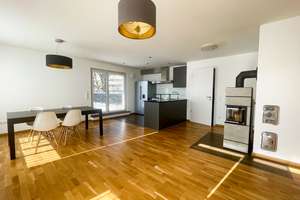 Exklusive Penthouse-Wohnung mit Schwedenofen und 2 Dachterrassen!