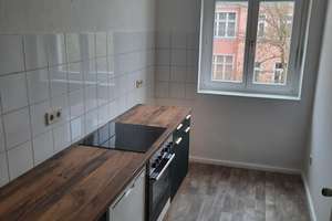 Gemütliche 2-Raum-Wohnung im Hinterhaus, 3. OG, frisch renoviert – Die vollständige Adresse der Immobilie erhältst du vom Anbieter., 12437 Baumschulenweg, Berlin – Vorschaubild 1