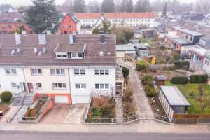 Zweifamilienhaus in Aachen-Forst – großes Grundstück, 4 Garagen & ruhige Lage – Die vollständige Adresse der Immobilie erhältst du vom Anbieter., 52078 Forst, Aachen – Vorschaubild 5