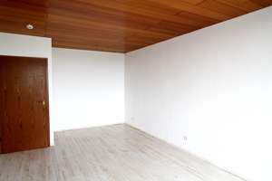 Schöne 2-Zimmer-Wohnung mit Loggia (provisionsfrei) – Goldberger Str. 78, 40822 Mettmann – Vorschaubild 3