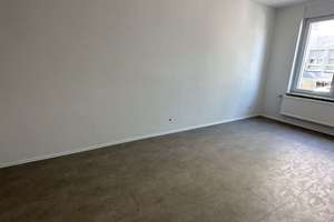 Frisch renovierte 3,5-Zimmer-Wohnung mit Gartennutzung in zentraler Lage von Bochum – Oskar-Hoffmann-Straße 184, 44789 Südinnenstadt, Bochum – Vorschaubild 4
