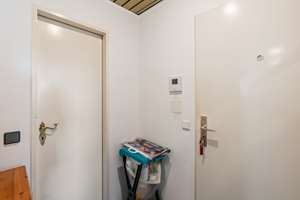 Vermietete 3-Zimmer-Wohnung mit Balkon, Garage, Aufzug und Potenzial für Kapitalanleger – Die vollständige Adresse der Immobilie erhältst du vom Anbieter., 28325 Ellenerbrok-Schevemoor, Bremen – Vorschaubild 4