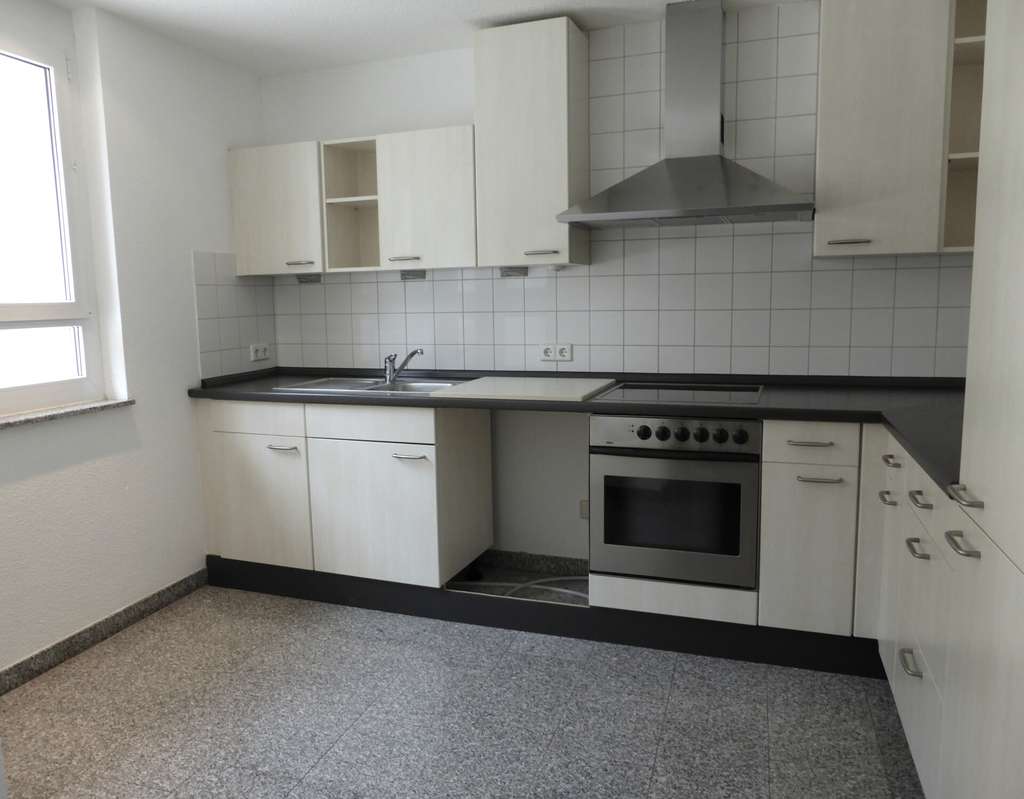 Immobilie in Ihringen - Charmantes Zweifamilienhaus 
und Büroeinheit – 
Kapitalanlage oder Eigennutzung - Bild 4