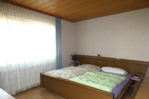 CHARMANT & RUHIG GELEGEN: Zweifamilienhaus mit Garage und schönem Garten in Asselfingen zu verkaufen – Die vollständige Adresse der Immobilie erhältst du vom Anbieter., 89176 Asselfingen – Vorschaubild 10