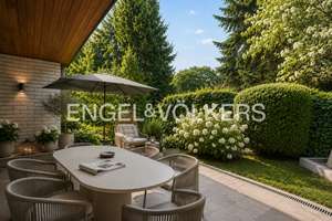 Modernisiertes Familienhaus mit Kamin und eigenem Garten – Die vollständige Adresse der Immobilie erhältst du vom Anbieter., 12209 Lichterfelde, Berlin – Vorschaubild 2