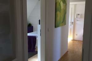 Stilvolle, 3-Zimmer Galerie Wohnung mit EBK und Stellplatz in Regensburg – Jakobstraße 8-10, 93047 Innenstadt, Regensburg – Vorschaubild 5