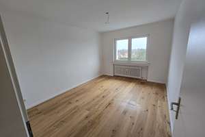 Schöne, helle & sanierte 2 Zimmer Wohnung - provisionsfrei – Auf dem Streitacker 24, 51149 Gremberghoven, Köln – Vorschaubild 8