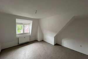 schöne Dachgeschosswohnung im Grünen ! kurzfristig verfügbar ! – Steigerstraße 5, 45891 Erle, Gelsenkirchen – Vorschaubild 7