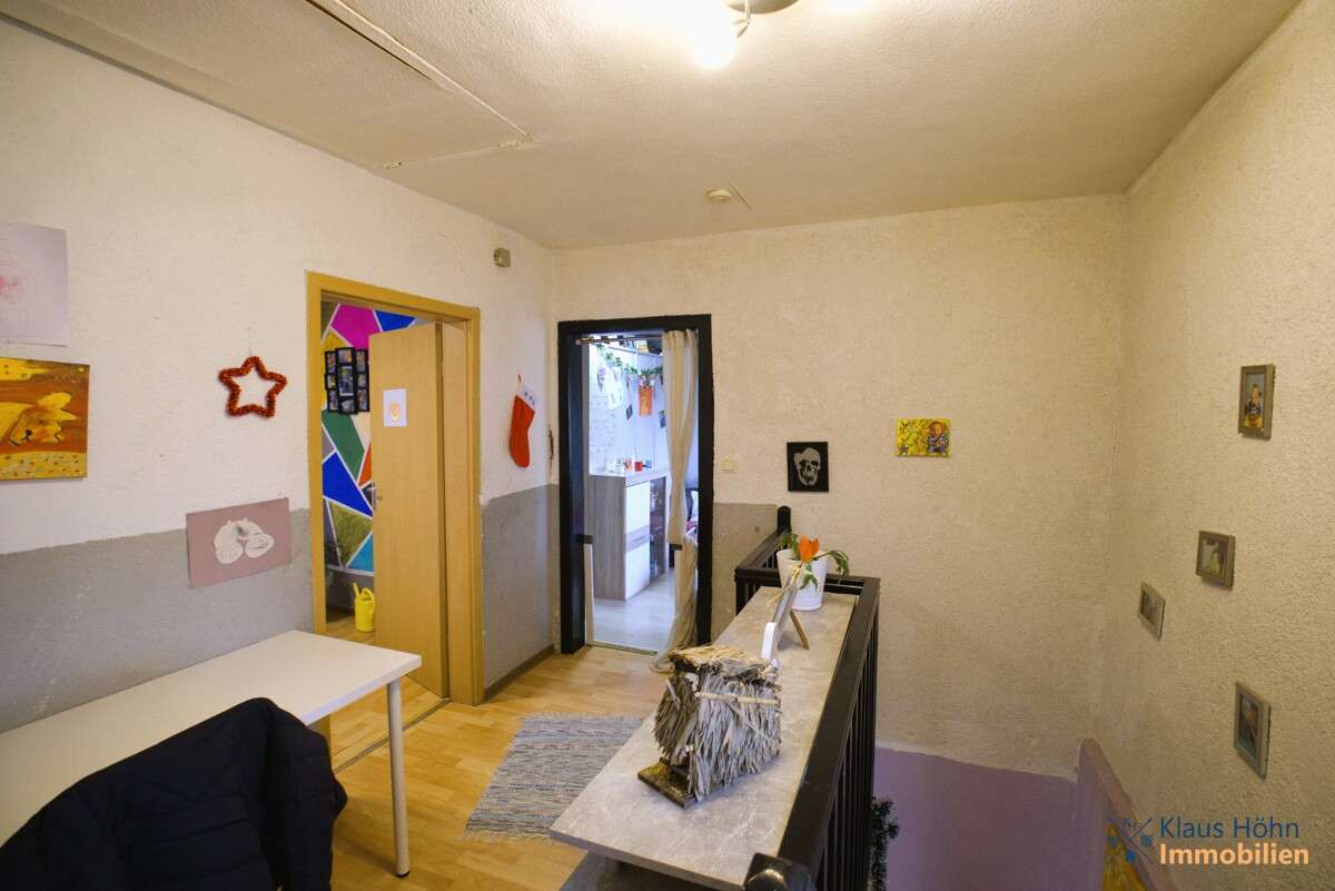 Zweifamilienhaus im Schatten der Burg Ellar, Limburg Weilburg Kreis – Bild 2