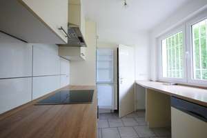 "Traumlage am Riederberg"
 Zweifamilienhaus in
sehr guter Halbhöhenlage – Die vollständige Adresse der Immobilie erhältst du vom Anbieter., 65195 Nordost, Wiesbaden – Vorschaubild 6
