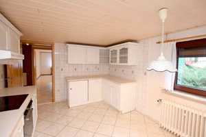Großes Einfamilienhaus mit 7 Zimmern + kleinem Garten... – Helmstedt (Kreis) – Vorschaubild 8
