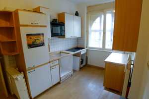2-Zi-Wohnung im gepflegten Altbau – Neuhäuserstraße 5, 86154 Augsburg – Vorschaubild 2