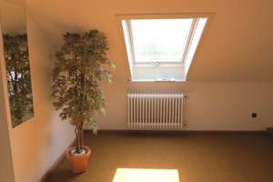 REH mit ausgebautem DG-Appartement ideal für Familienanschluss oder Mehrgenerationenleben 

 – Die vollständige Adresse der Immobilie erhältst du vom Anbieter., 79183 Waldkirch – Vorschaubild 11