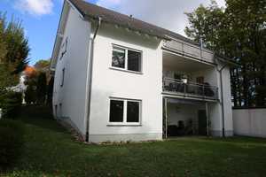 Freistehendes Dreifamilienhaus in bevorzugter Lage m. 246 QM Wl, 4 Garagen,3 Stellpl. Neue Heizungen – Bad Kreuznach (Kreis) – Vorschaubild 4