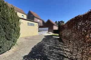 Freistehendes Einfamilienhaus auf Zweifrontengrundstück mit vielseitigen Nutzungsmöglichkeiten – Heinsberg (Kreis) – Vorschaubild 32