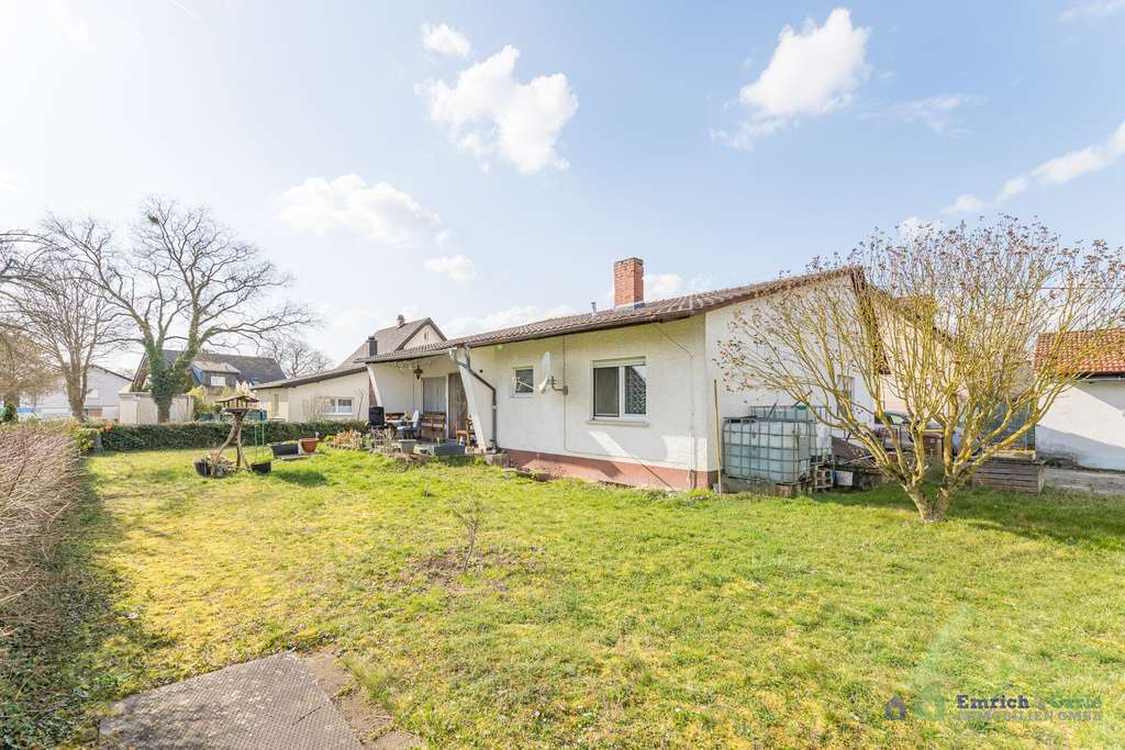 Immobilie in Selzen - Sanierungsbedürftiges Einfamilienhaus in Selzen - Bild 0