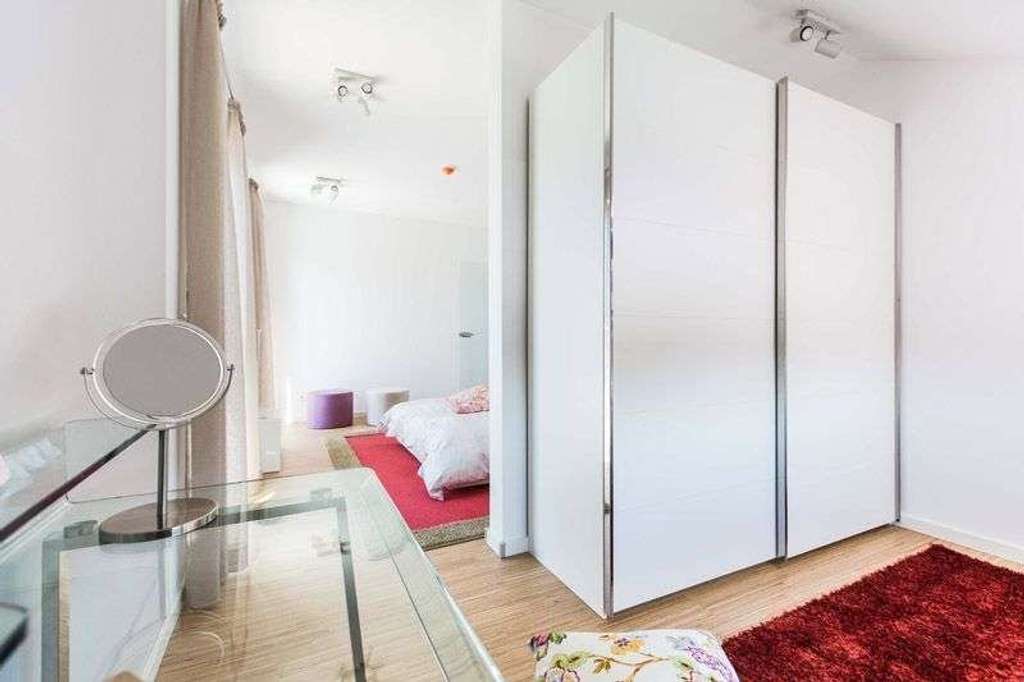 Immobilie in Dittenheim - Dieser wunderschöne Bungalow als Ihr neuer Lebensmittelpunkt - Bild 3