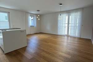 Helle und moderne 3-Zi.-Whg., EBK, Stellplatz, Balkon(-kraftwerk), uvm... – Die vollständige Adresse der Immobilie erhältst du vom Anbieter., 70329 Uhlbach, Stuttgart – Vorschaubild 7