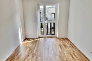 Exklusive, lichtdurchflutete 4-Zimmer-Wohnung mit Balkon in Stuttgart-Möhringen – Jörg-Zink-Platz 13, 70567 Möhringen-Ost, Stuttgart – Vorschaubild 6