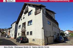 Zweifamilienhaus mit charmantem Innenhof in ruhiger Lage von Engelstadt
