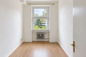     Großzügige, hochwertig sanierte Wohnung in Düsseldorf-Düsseltal – 40237 Düsseltal, Düsseldorf – Vorschaubild 6