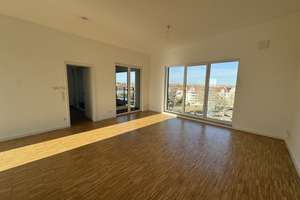 3-Zimmer-Penthousewohnung mit Dachterrasse, Loggia und Elbblick! – Schönebecker Straße  125, 39104 Buckau, Magdeburg – Vorschaubild 14