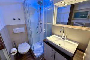 Hochwertige Split-Level-Wohnung mit Hauscharakter in Junkersdorfer Bestlage – 50858 Junkersdorf, Köln – Vorschaubild 37
