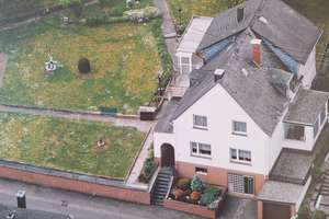 Geräumiges Einfamilienhaus mit Garage in Bullay – Bergstraße 62, 56859 Bullay – Vorschaubild 1
