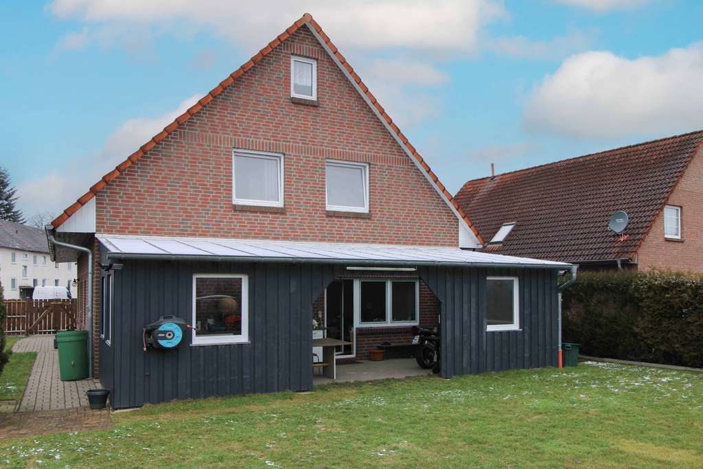 Immobilie in Liebenau - Familientraum: EFH mit Garten und Garage in Citylage - Bild 0