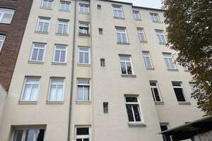 Ein Stück Kieler Altbau in gefragter Lage – 3-Zimmer-Wohnung nahe CAU – Die vollständige Adresse der Immobilie erhältst du vom Anbieter., 24105 Brunswik, Kiel – Vorschaubild 3