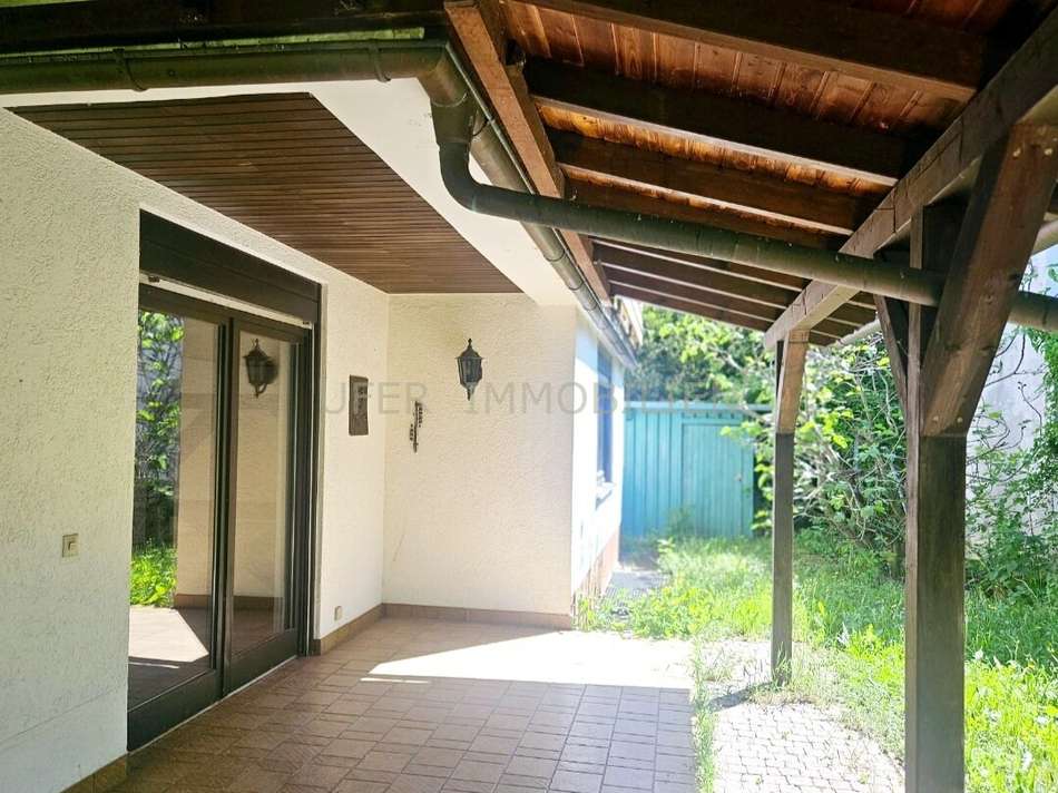 Überdachte Terrasse