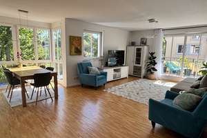 Schöne 4-Zimmer-Wohnung mit Einbauküche, Terrasse und 2 Bädern in Waldtrudering – 81827 Waldtrudering, München – Vorschaubild 3
