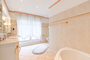 Exklusives Penthouse mit großer Dachterrasse in Top-Lage von Hamburg-Volksdorf – Die vollständige Adresse der Immobilie erhältst du vom Anbieter., 22359 Volksdorf, Hamburg – Vorschaubild 14