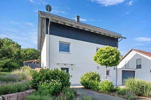 Neuwertiges Schwörer-Haus (KFW-55) in beliebter Wohnlage von Albstadt-Laufen! – Die vollständige Adresse der Immobilie erhältst du vom Anbieter., 72459 Albstadt – Vorschaubild 2